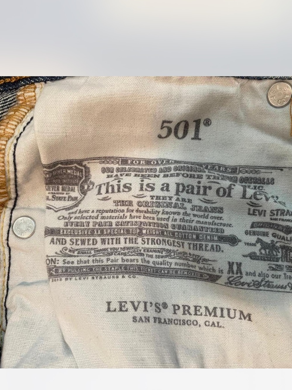 Levi’s 501 Everyday High-Rise Straight Leg Jeans in Dark Blue - Picture 3 of 4